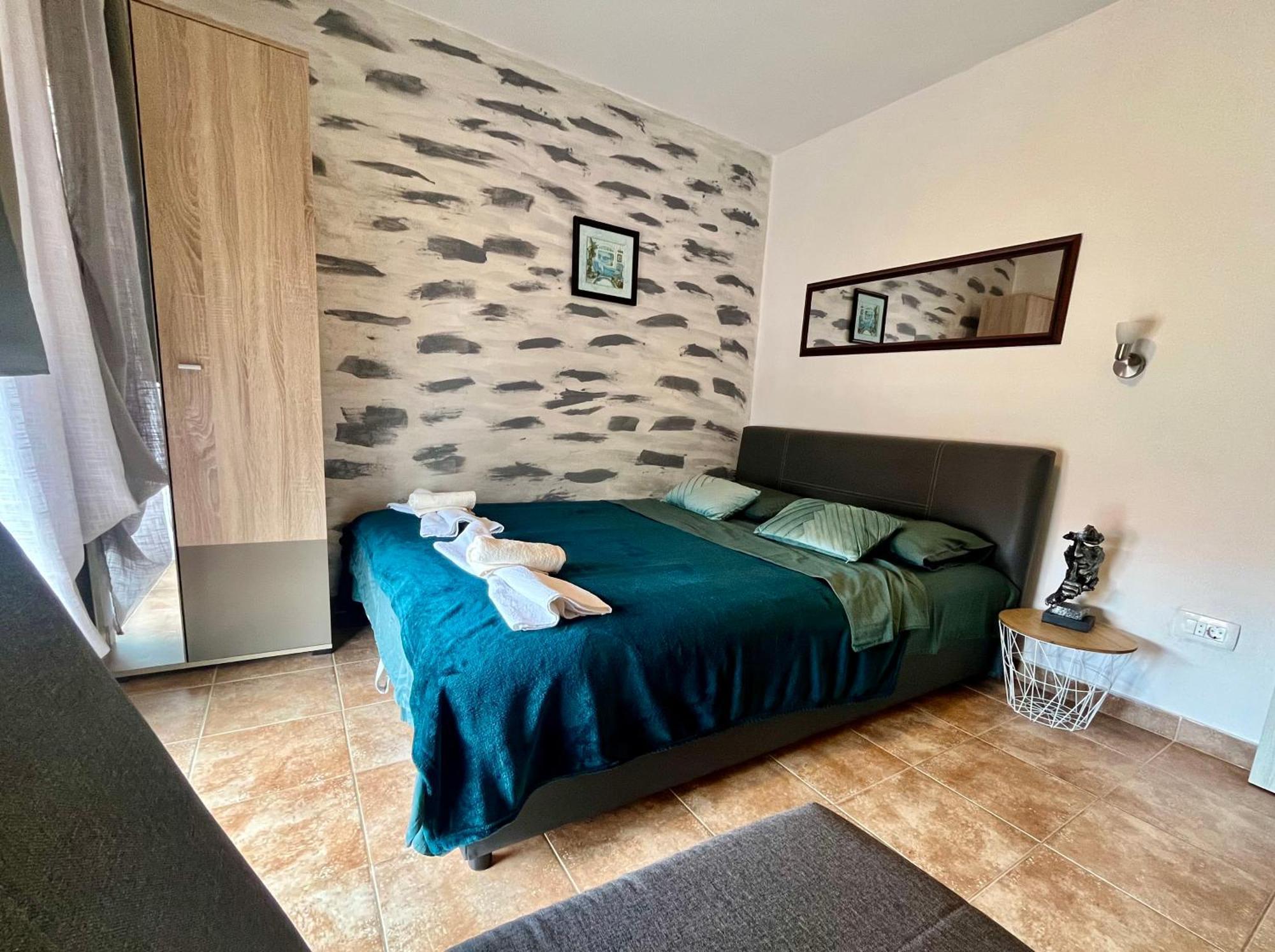 Apartments Obradovic Krasići Esterno foto