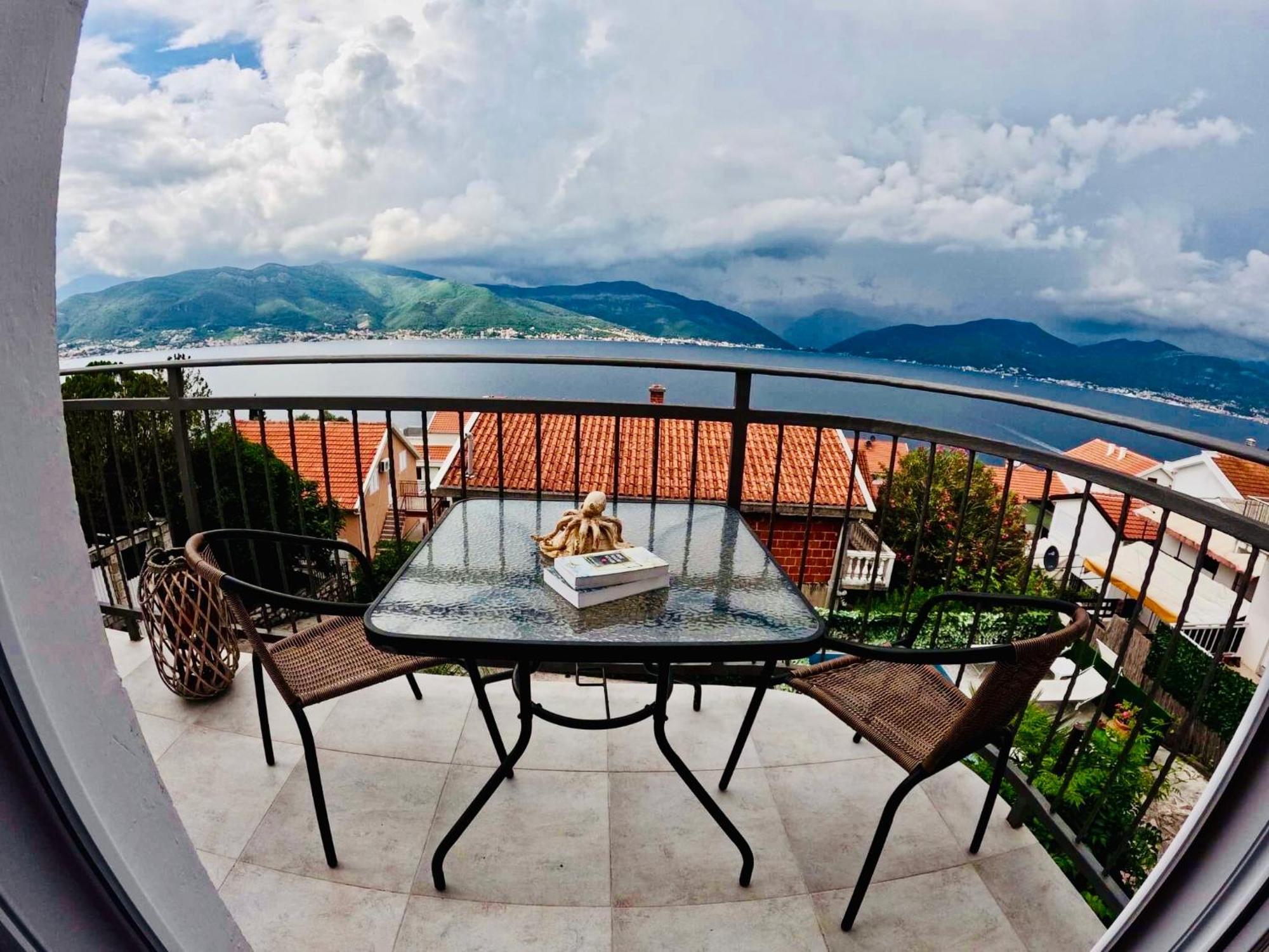 Apartments Obradovic Krasići Esterno foto